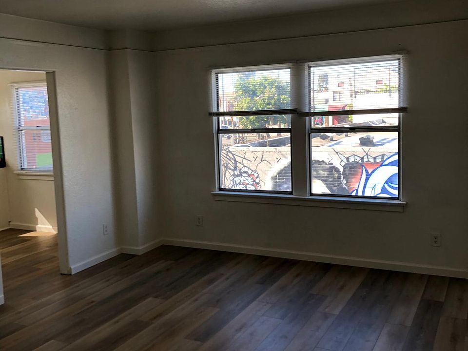 1st image of 1929 Bacon St #3