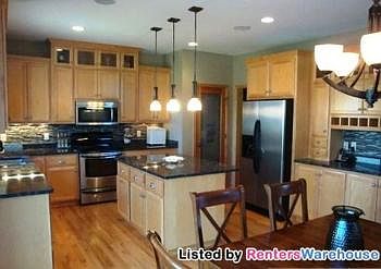 3rd image of 3671 Mahle Ln