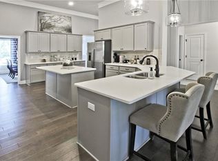 8445 Post Oak Ln, Gainesville, GA 30506