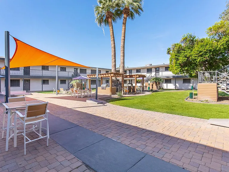 MOVE IN SPECIAL! $0 DEPOSIT OAC — Photo 13