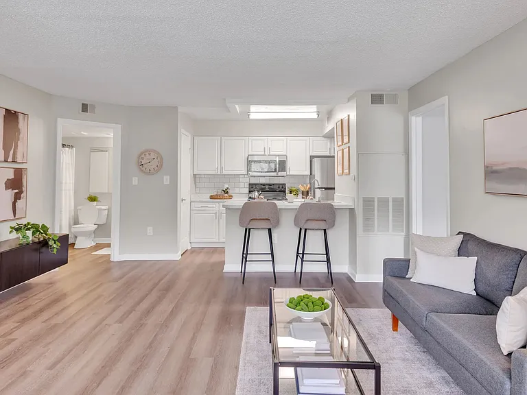 Our apartment homes feature spacious, open floor plan concepts. Relish in vibrant open spaces that set the stage for cherished moments.