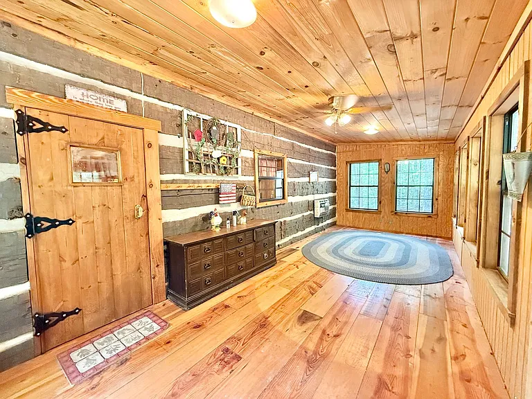6233 Steffner Cir — Photo 5