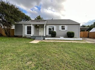 1616 Landmark Rd, Irving, TX 75060