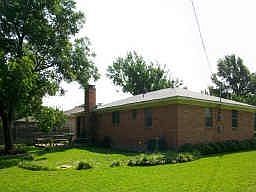 4th image of 408 Summit Dr