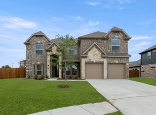 207 Tradd St, Glenn Heights, TX 75154