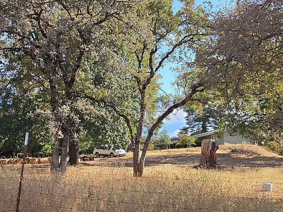 2nd image of 18835 River Ranch Rd