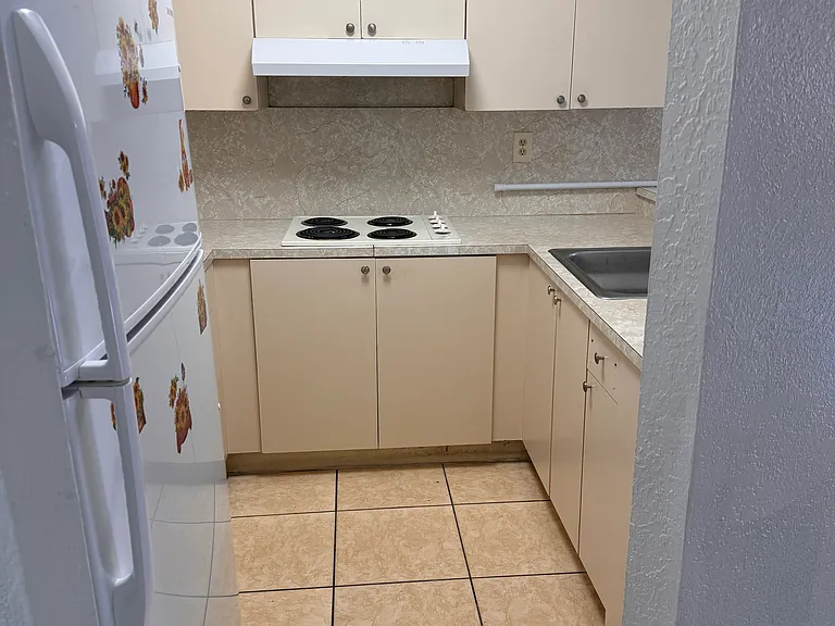 180 Royal Palm Rd #216 — Photo 12
