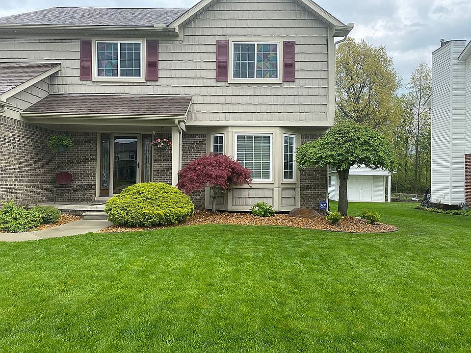 1st image of 21591 Sylvan Ave #22