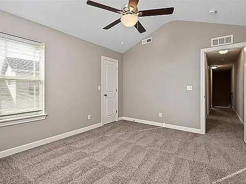 10512 Clubhouse Dr — Photo 8