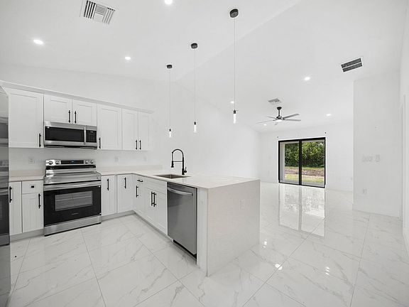 3rd image of 668-670 Chemstrand St #E