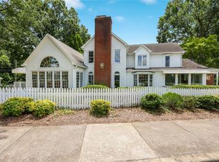 101 Prestwick Manor Ct, Winston Salem, NC 27104