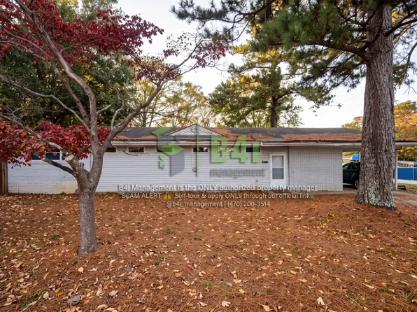 489 North Ave, Forest Park, GA 30297