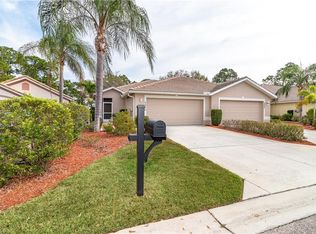 2255 Carnaby Ct, Lehigh Acres, FL 33973