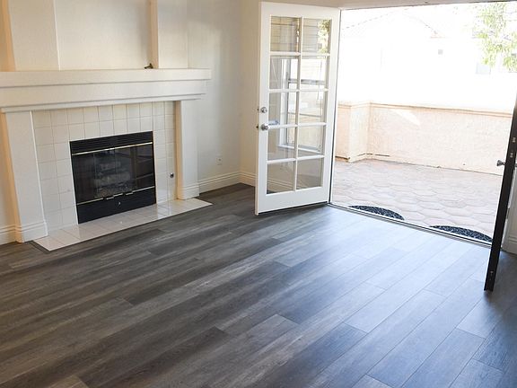 3rd image of 11376 Portobelo Dr Unit 5