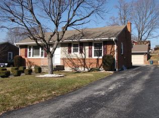 4919 Desi Rd NW, Roanoke, VA 24017