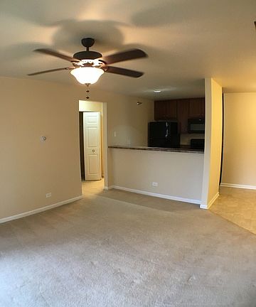 5th image of 125 Glengarry Dr APT 104