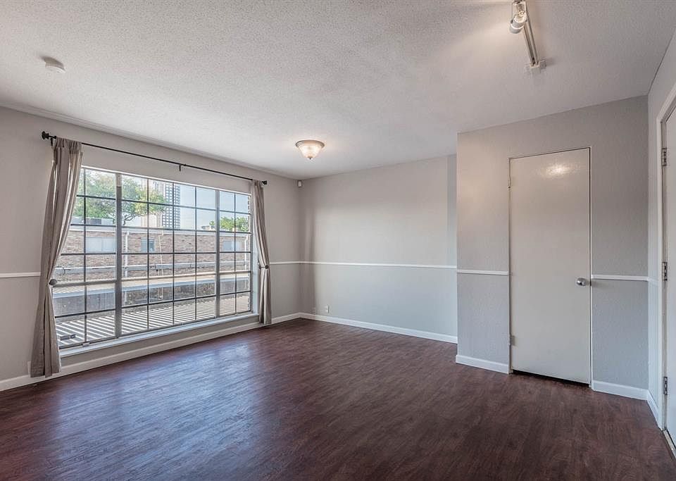 1st image of 2121 Fountain View Dr APT 70E