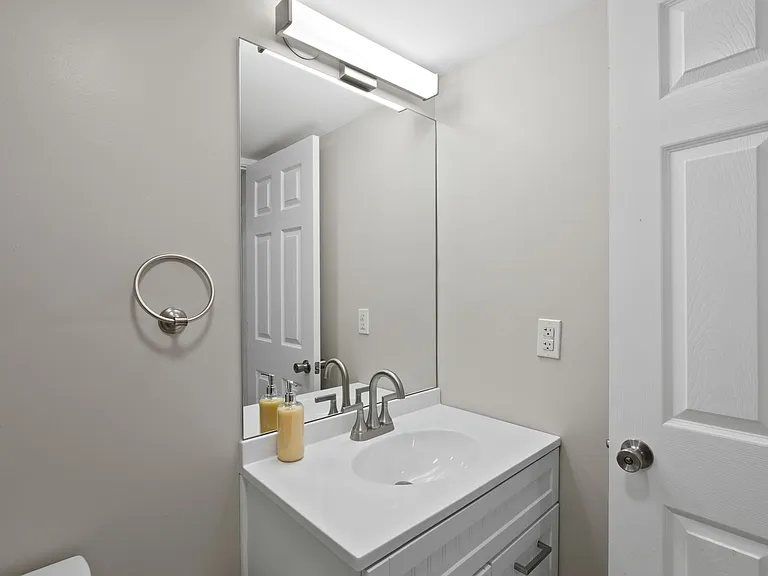 4922 Astor Placewashington Dc District — Photo 7