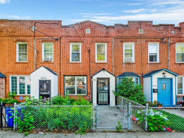 1253 East 59th Street image 1 of 32