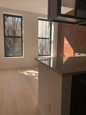 Rented by Oxford Property Group | media 22