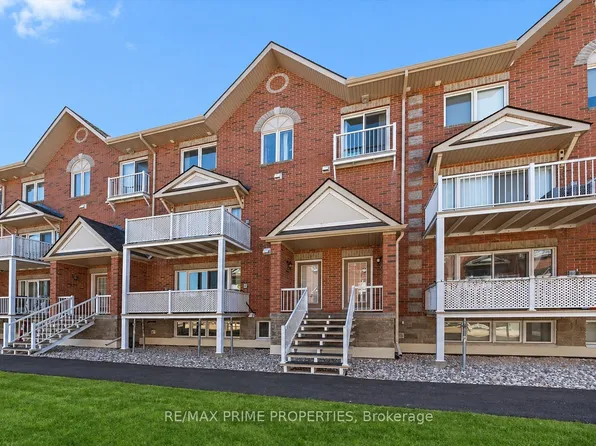 3265 Saint Joseph Blvd #117, Ottawa, ON K1E 3Y2