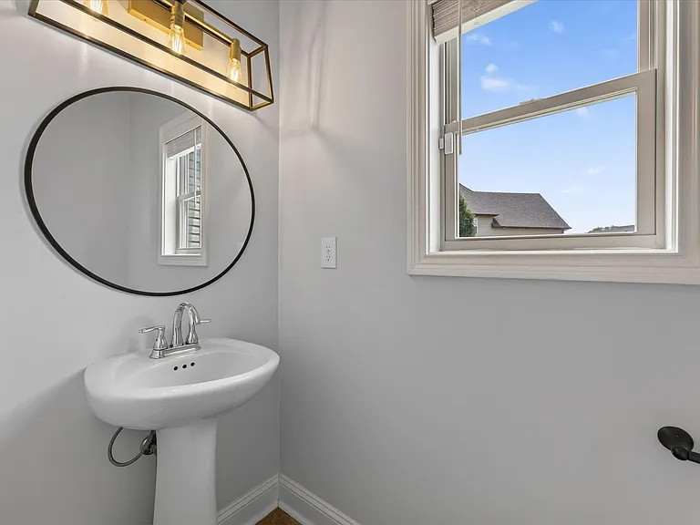 3710 Windhaven Ct — Photo 33