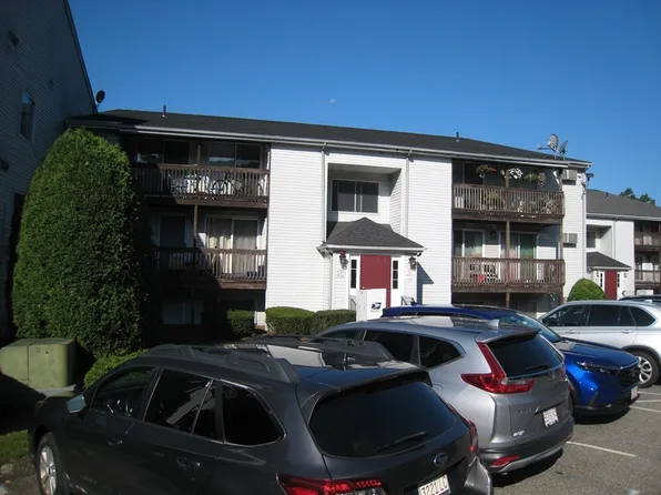 11 Gibbs St Unit D58, Worcester, MA 01607