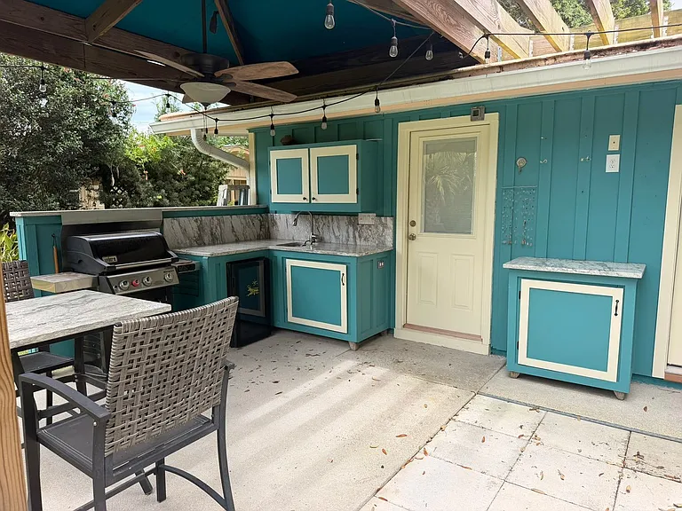 215 Woodlawn Dr — Photo 22