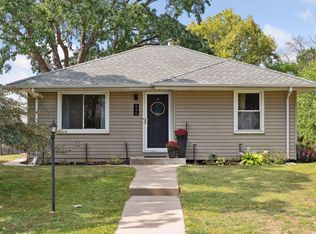 530 6th Ave S, Hopkins, MN 55343
