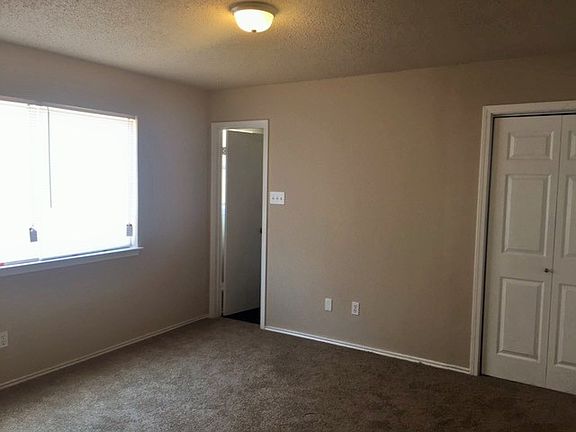 5th image of 10119 Woodtrail
