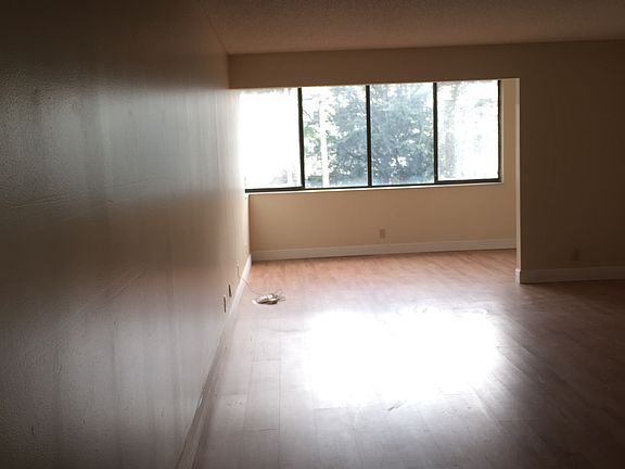 4th image of 8030 Hampton Blvd APT 207