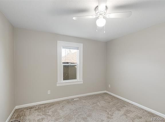 5th image of 1016 Lowell Blvd
