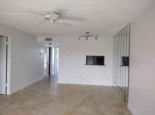 950 Hillcrest Dr APT 203, Hollywood, FL 33021