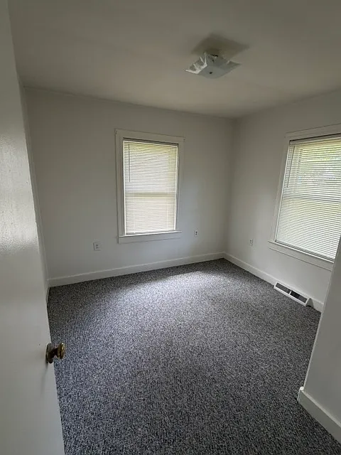3 bed, 1378 sqft, $1,825 — Photo 4
