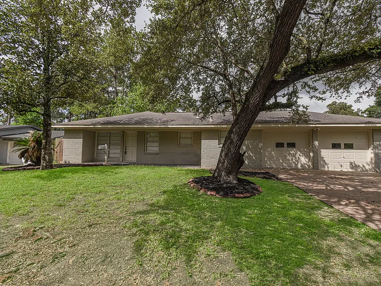 1509 N San Jacinto St — Photo 12