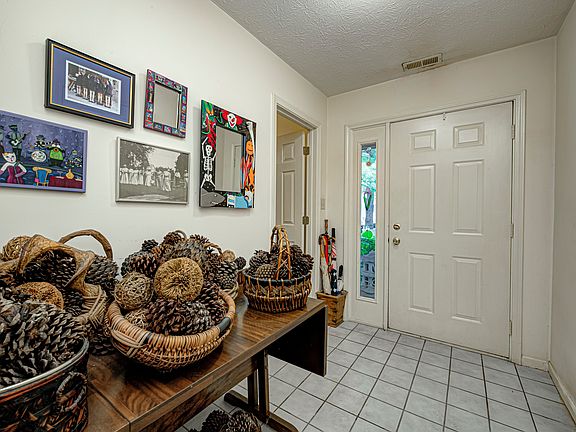 4th image of 1113 Island Woods Dr