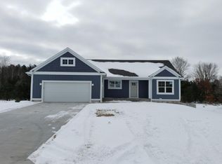 284 Winter Pines Ct, Sparta, MI 49345