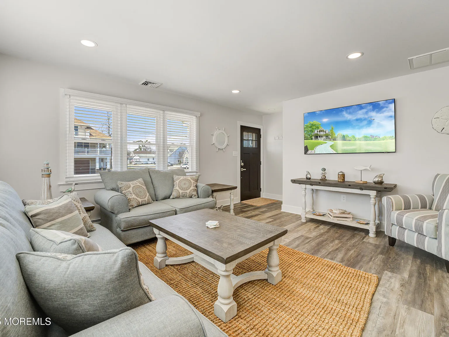 3 bed, 1104 sqft, $2,800 — Photo 3