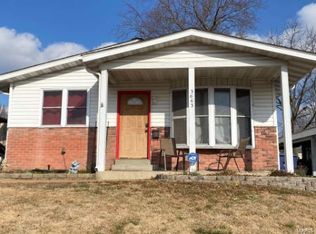 3663 Poepping St, Saint Louis, MO 63125
