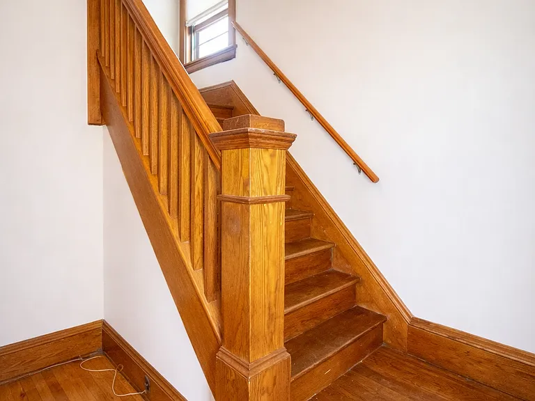 322 Pierce St — Photo 16