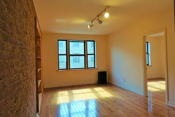 Rented by Sovereign Associates | media 16