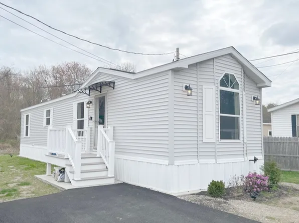 1540 Broadway Trailer 6, Raynham, MA 02767