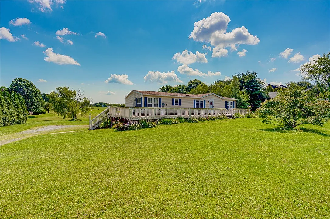 268 Shuster Rd photo 1