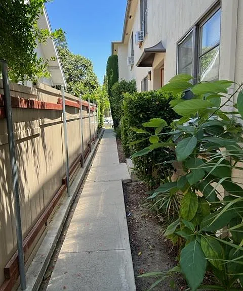 112 W Lomita Ave #3 — Photo 4