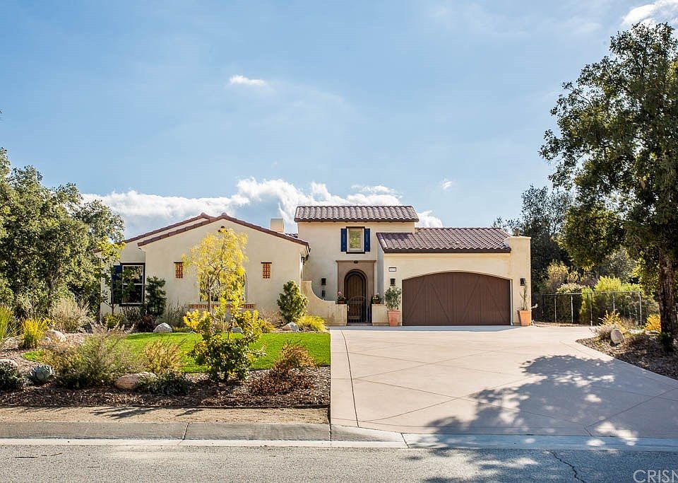 1st image of 16138 Live Oak Cir