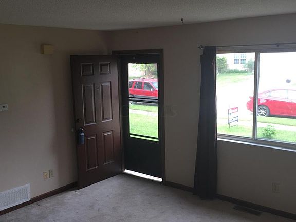 4th image of 1683 Hillsbury Dr