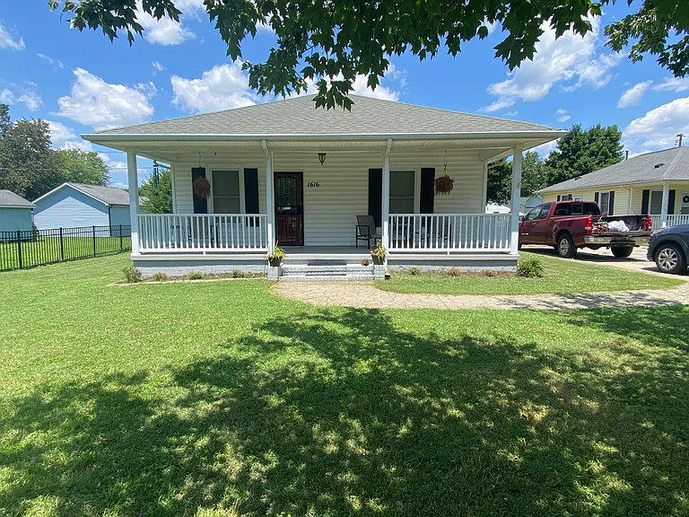1616 Perfection Ave — Photo 14