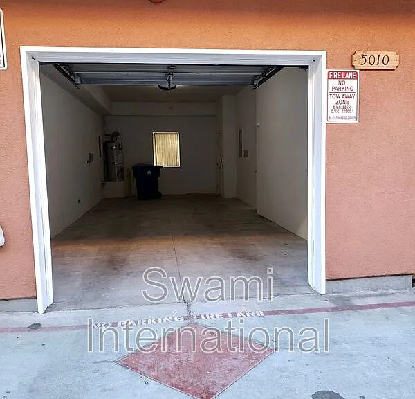 5010 S Figueroa St — Photo 33