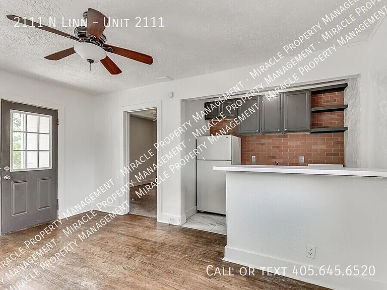 2111 N Linn Ave #2111 — Photo 17