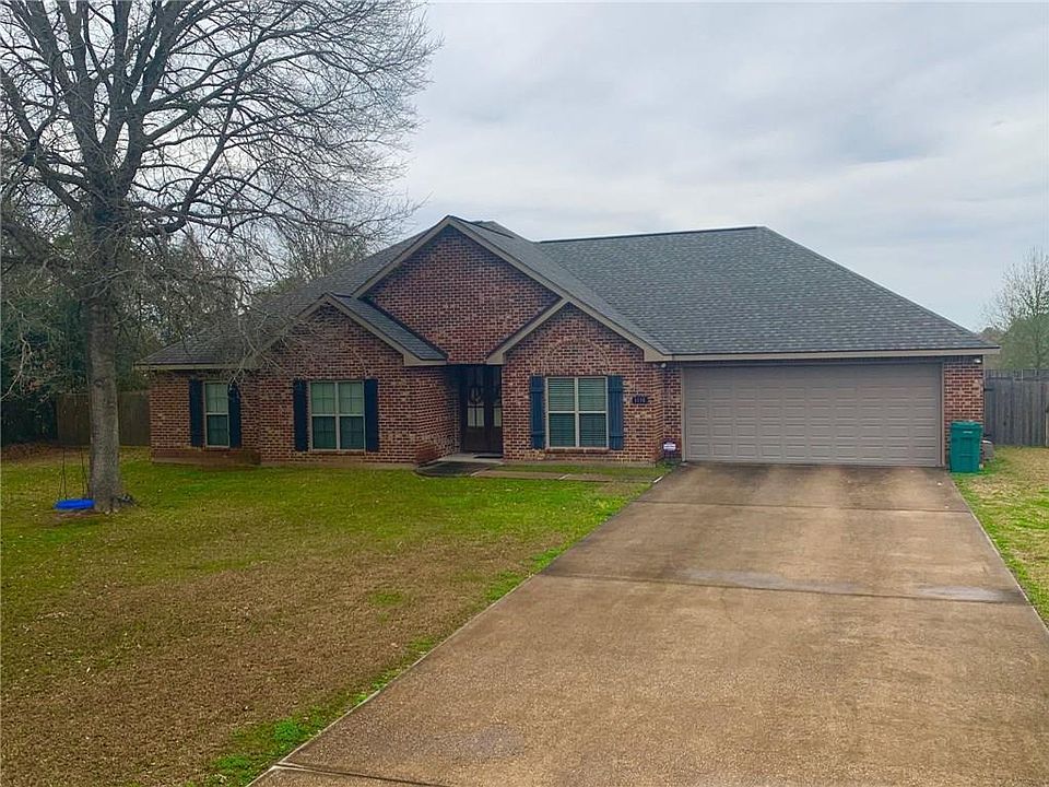 1st image of 1116 Lakeridge Ln